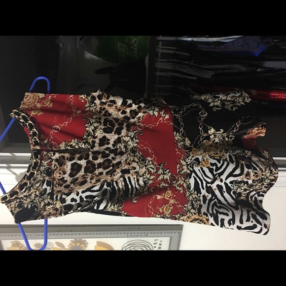 LIKE NEW THALIA SODI PEPLUM TOP! - Picture 2 of 3